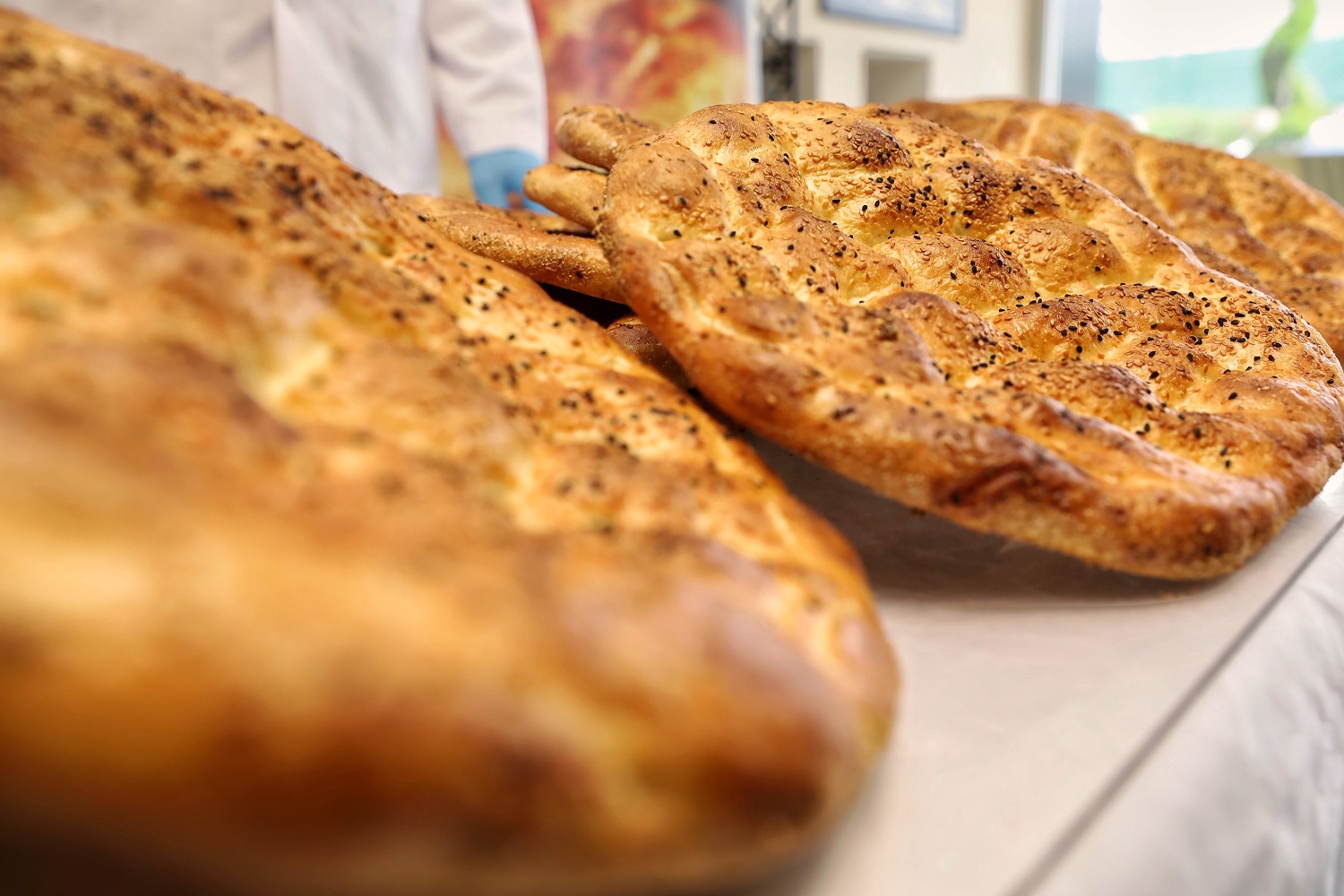 Bursa'da 450 gramlık BESAŞ Ramazan pidesi 25 TL