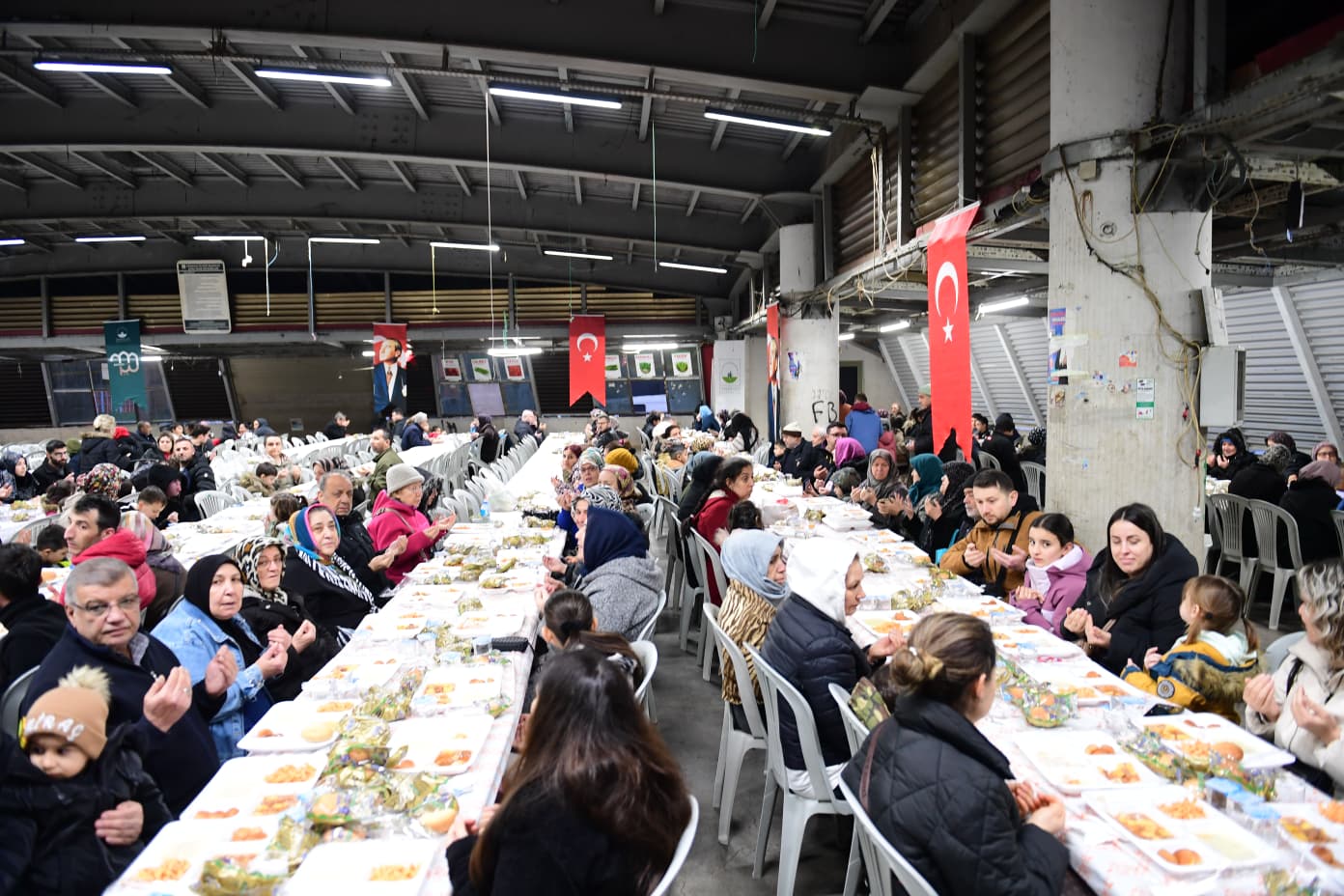 Osmangazi’de Gönülleri Buluşturan İftar Program