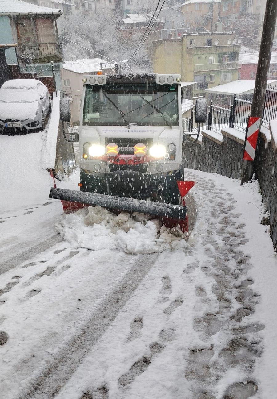 Osmangazi’nin Yüksek Kesimlerinde Kar Mesaisi