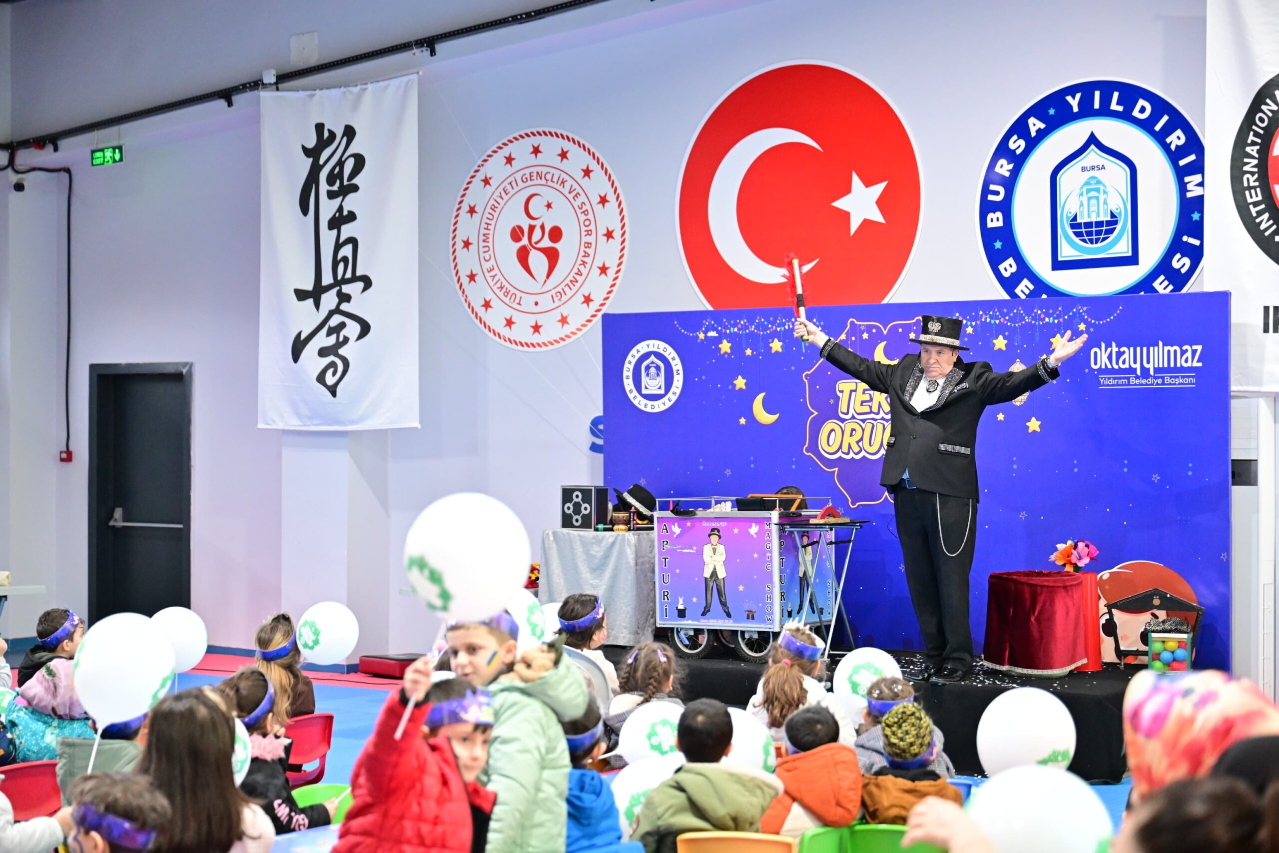 YILDIRIMLI MİNİKLER İÇİN İFTAR VAKTİ