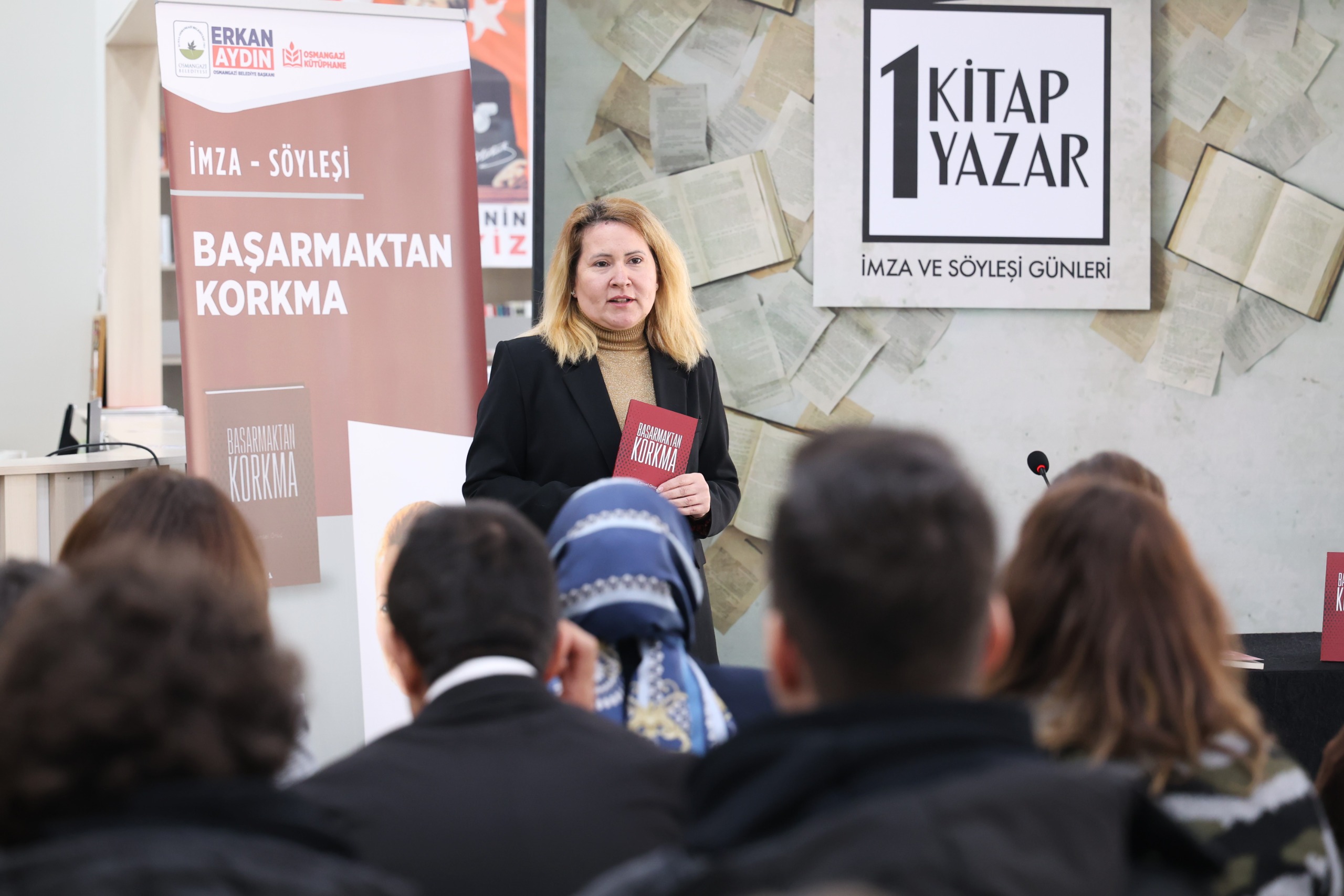 Osmangazi Belediyesi Sevilen Yazarları Okurlarıyla Buluşturuyor