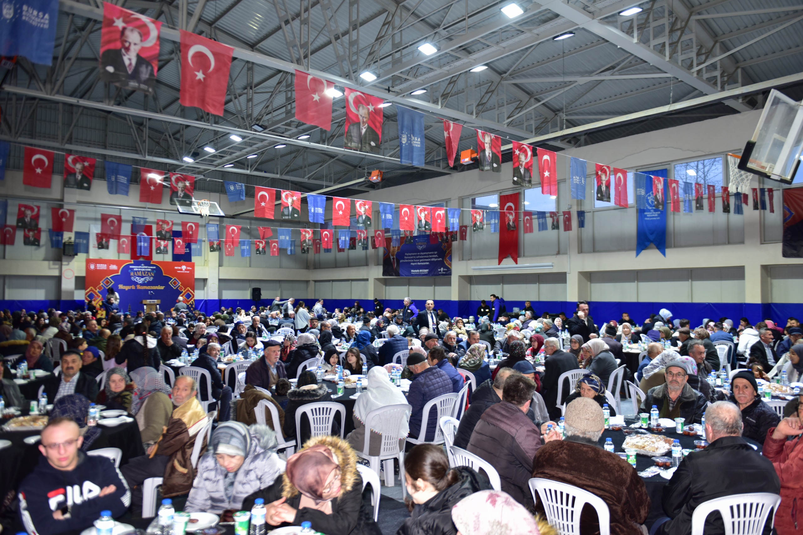 İftar bereketi Harmancık'ta yaşandı