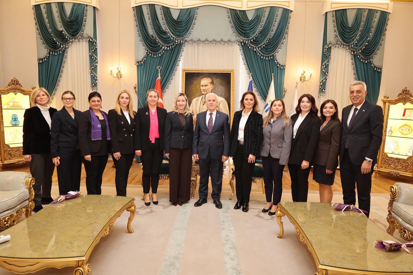 Büyükşehir'den 'Sanayide Kadın Eli Projesi'ne destek