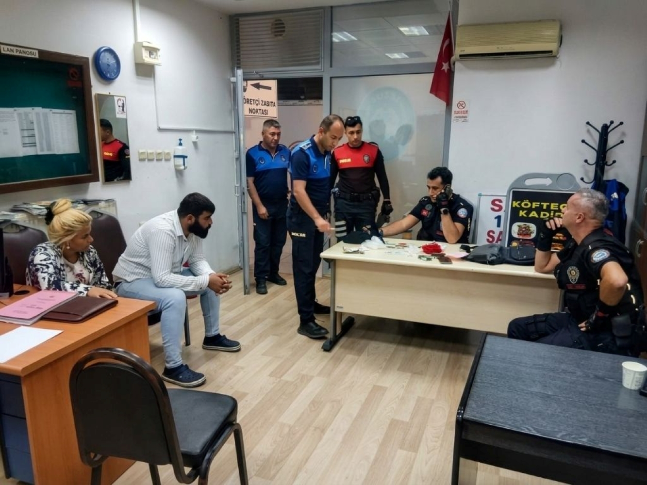 Gemlik’te Dilencilere Geçit Yok