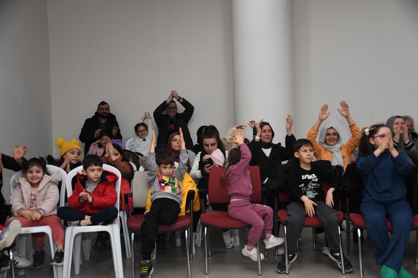 Osmangazi’de Ramazan Etkinlikleri Çocukların Yüzünü Güldürdü