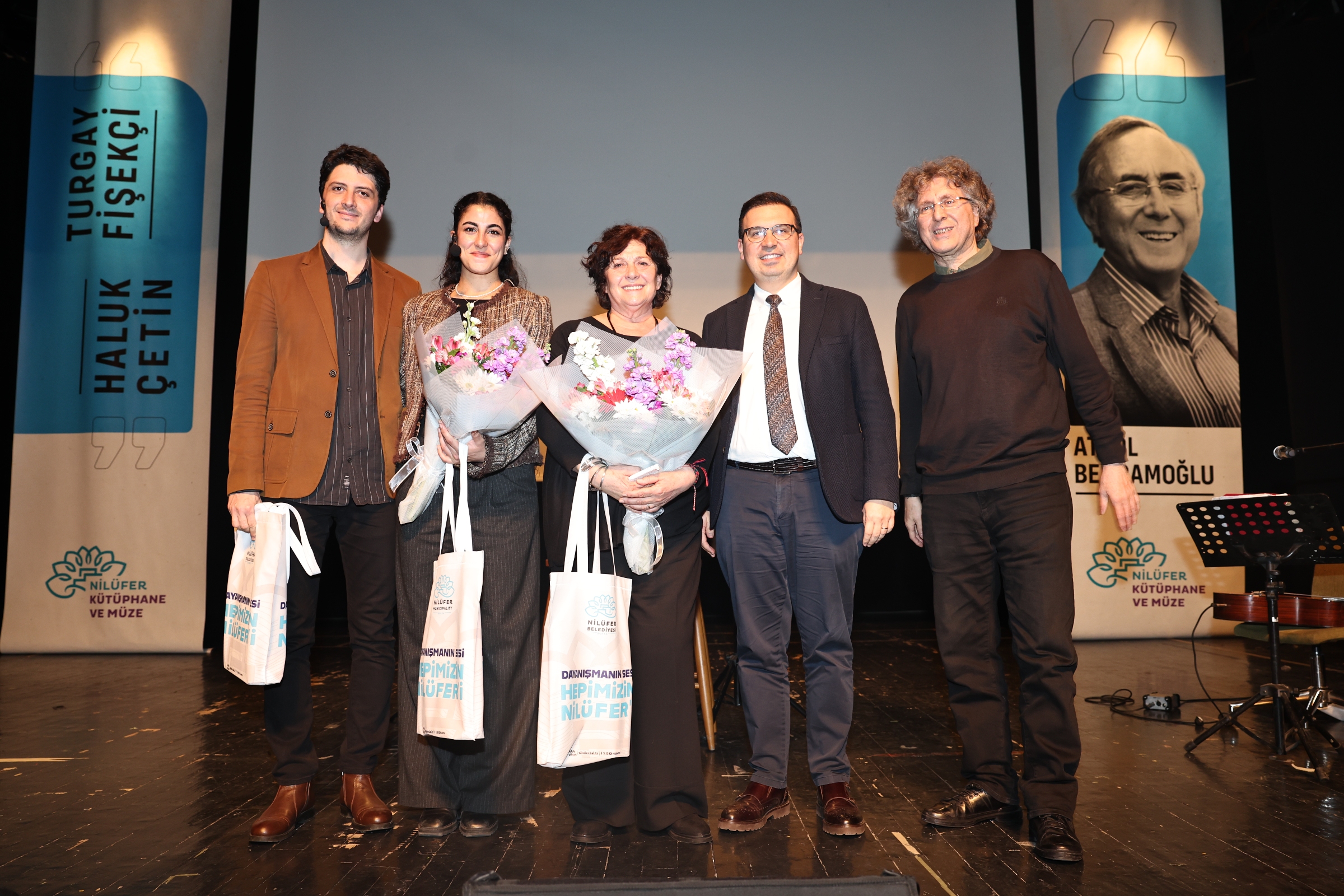 Nilüfer’de Ataol Behramoğlu ile şiir ve müzik dolu gece