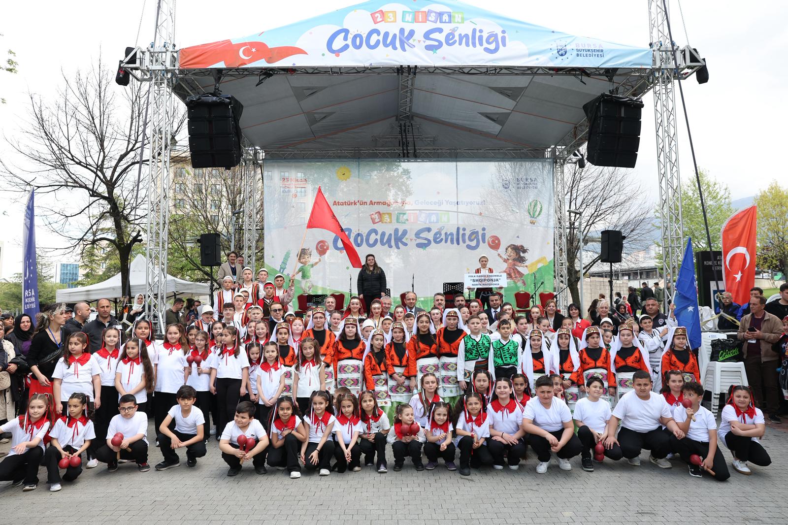 23 Nisan Bursa’da coşkuyla kutlandı