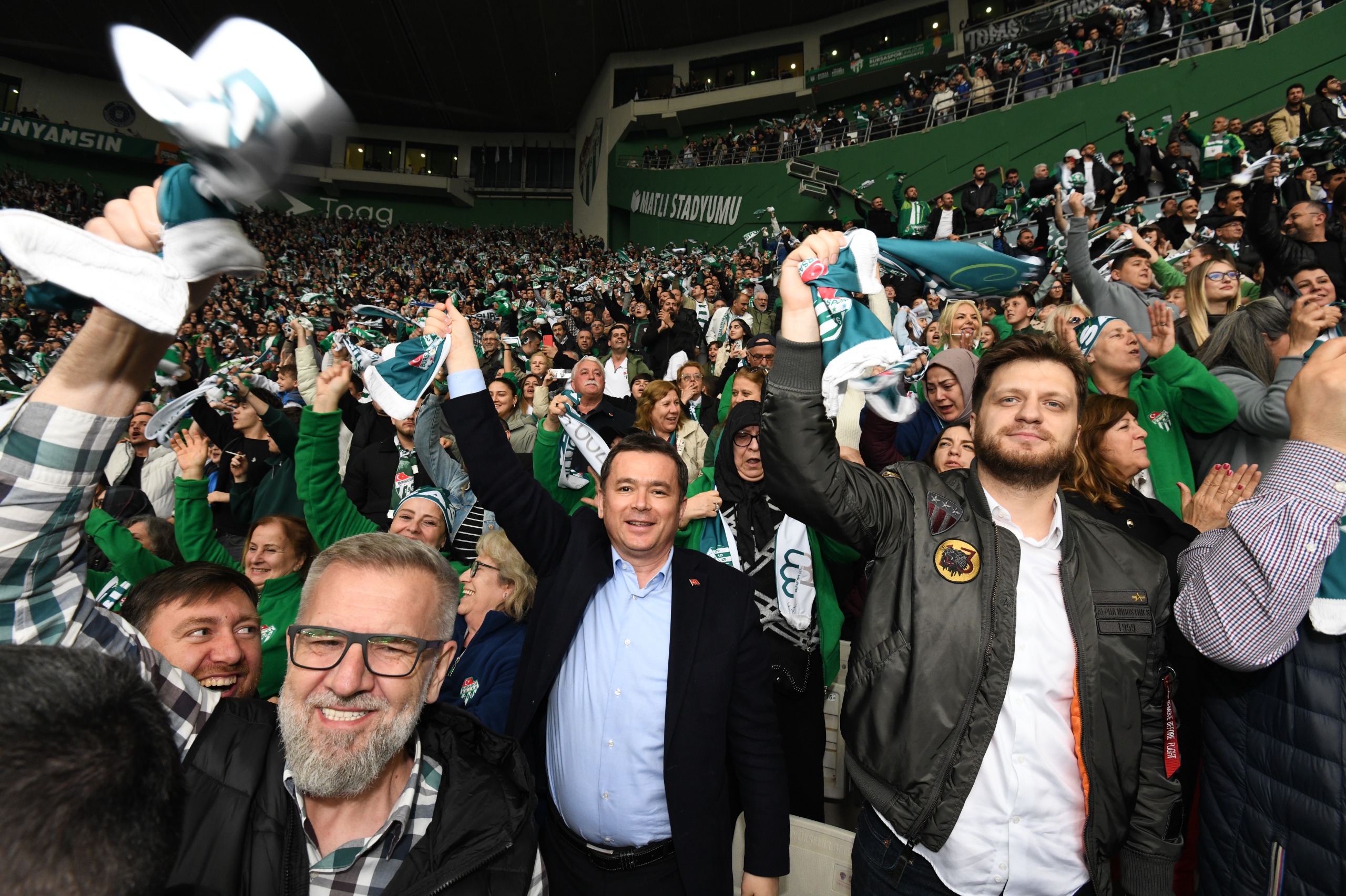 Osmangazi Belediyesi Bursaspor Sevdasını Sınırların Ötesine Taşıdı