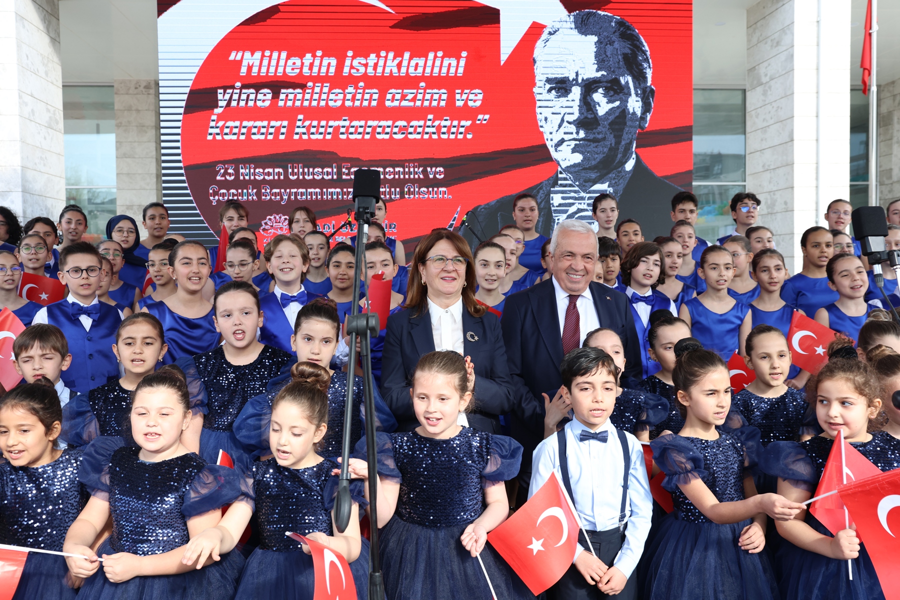 Nilüfer’de Cumhuriyet Meydanı çocukların oldu