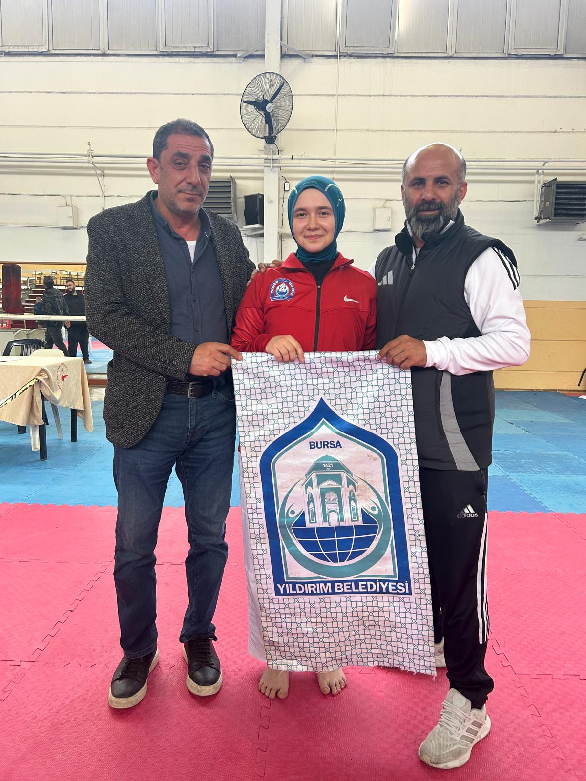 YILDIRIM’IN MİLLİ GURURU RÜMEYSA